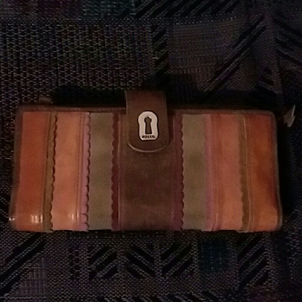 Fossil wallet